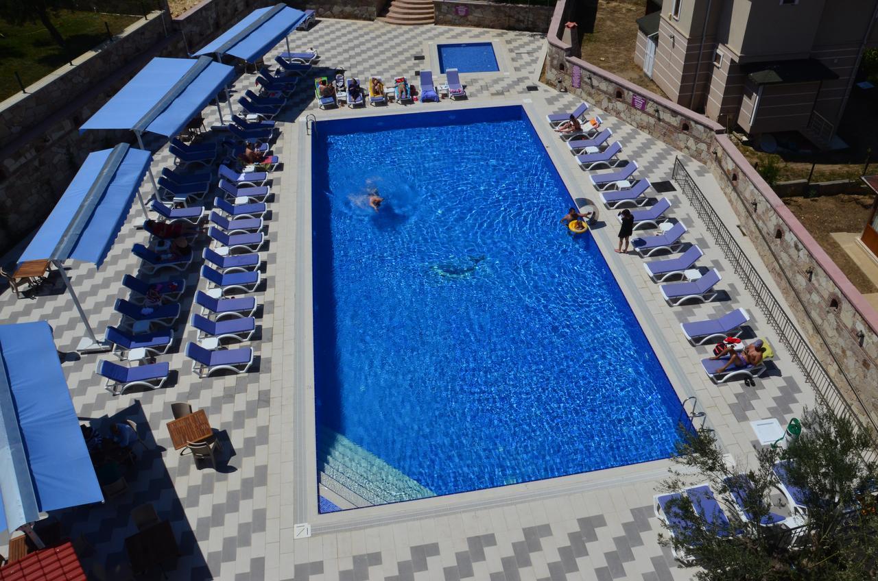 Elisa Hotel Ayvalı Exterior foto