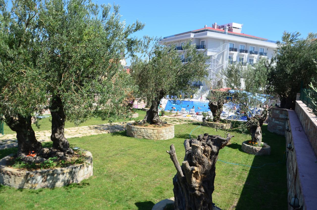 Elisa Hotel Ayvalı Exterior foto